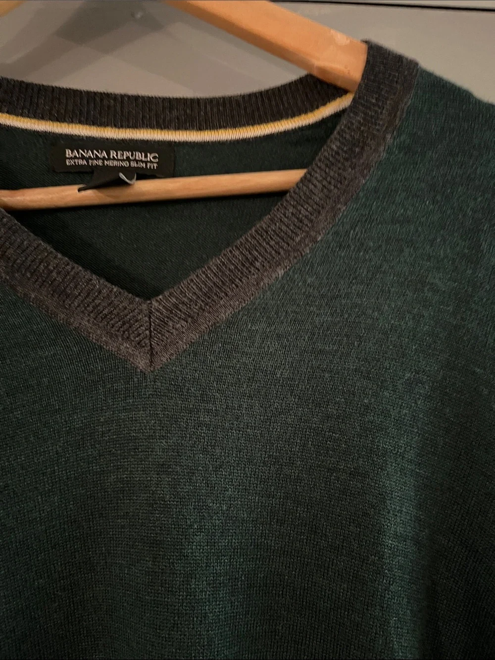 Banana Republic Men's Forest Green V-Neck Sweater with Grey Contrast Trim